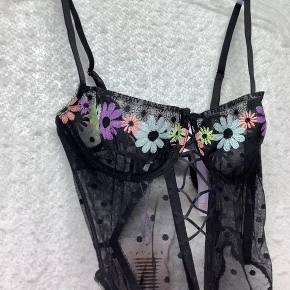 Savage X Fenty Black Floral Lace Lingerie NWT - Picture 2 of 5